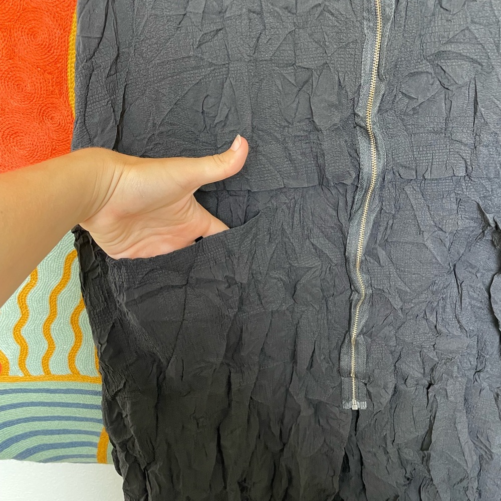Chalet Zip-Up Crinkle Vest - Picture 3 of 5